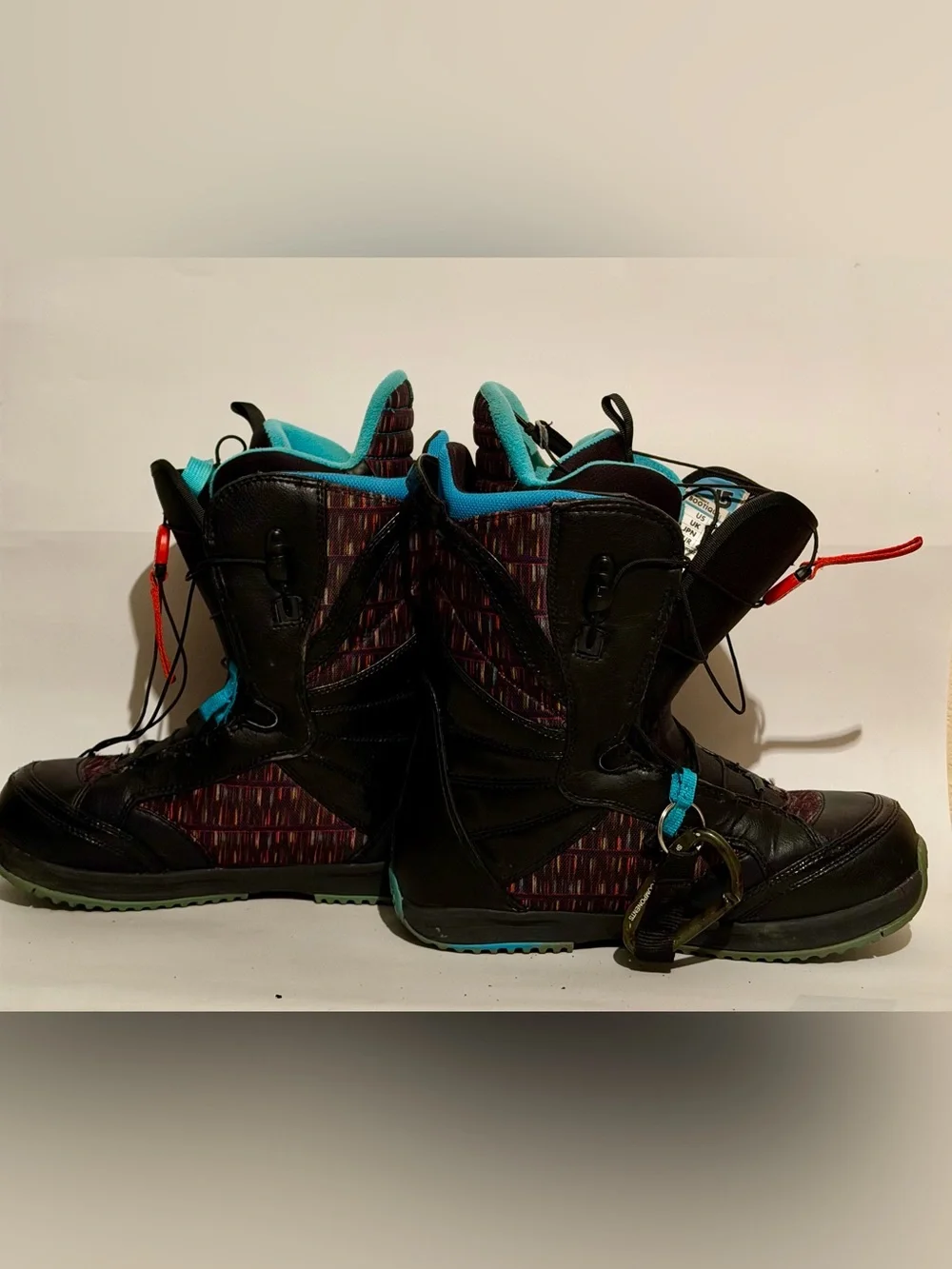 Women's Burton Boutique Snowboard Boots 2011 Size 10 Black Blue Boa Cables